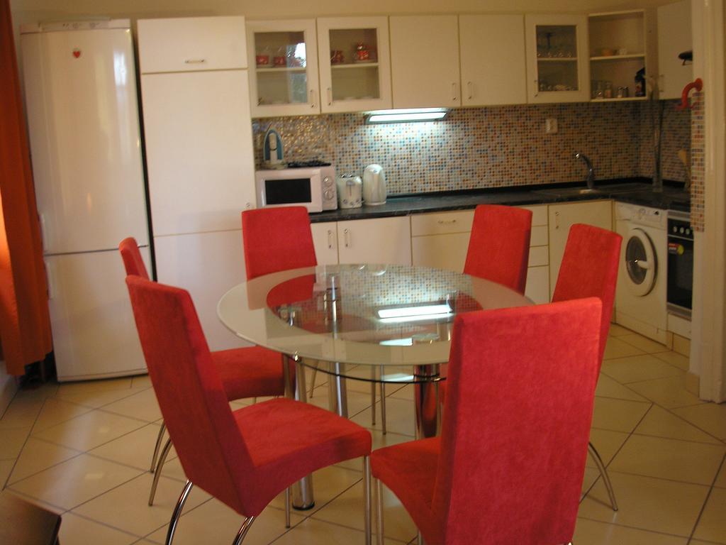 ברטיסלאבה Apartment Riverside - River View חדר תמונה
