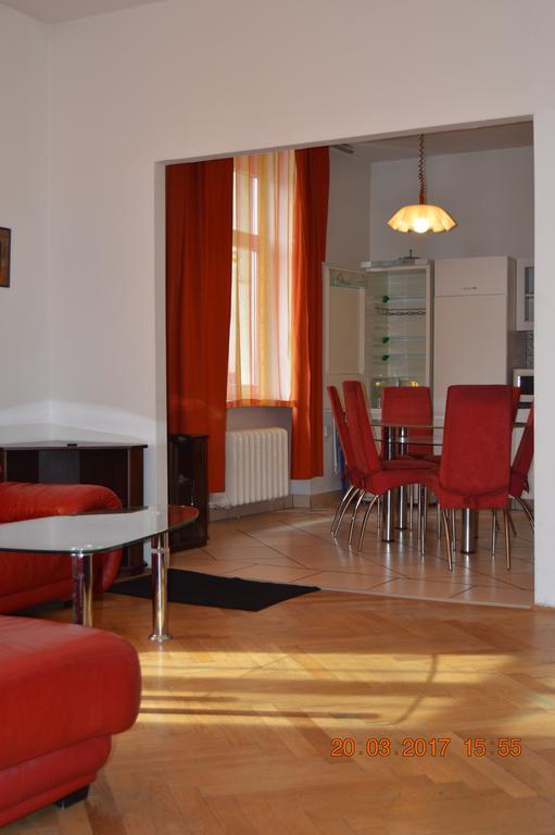 ברטיסלאבה Apartment Riverside - River View מראה חיצוני תמונה